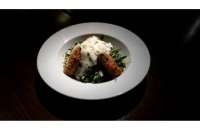 Leroy Cafe | Tuscan crunchy liver and salad with pesto and ruccola | Menu24.hu