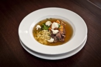 Leroy Cafe | MARHAHÚSLEVES KERTI ZÖLDSÉGEKKEL, CSIGATÉSZTÁVAL | Menu24.hu